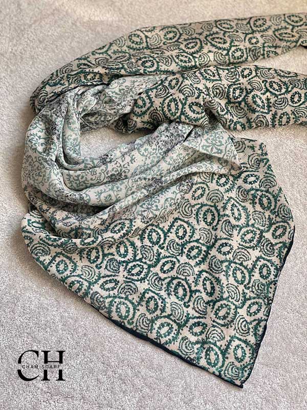 روسری نخ گارزا کد r12